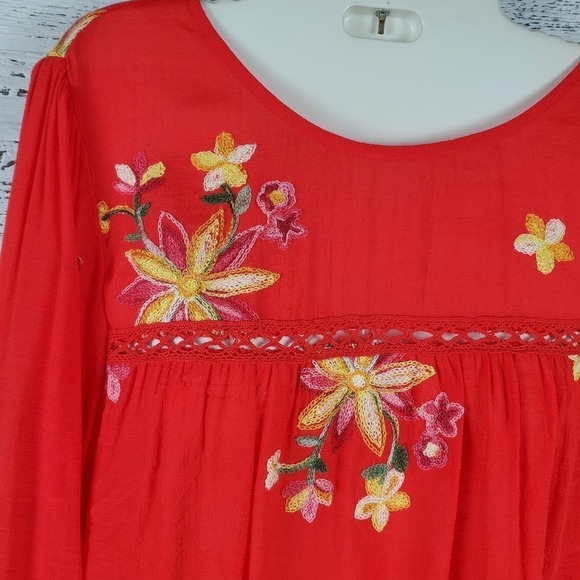 Fig and Flower Embroidered Floral Pullover Long Sleeves Blouse Top Size XL - Picture 2 of 11